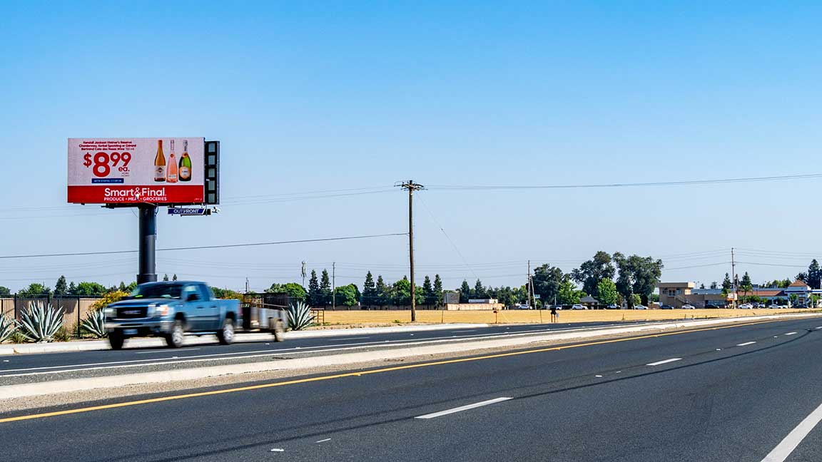 Smart & Final digital billboard in Fresno