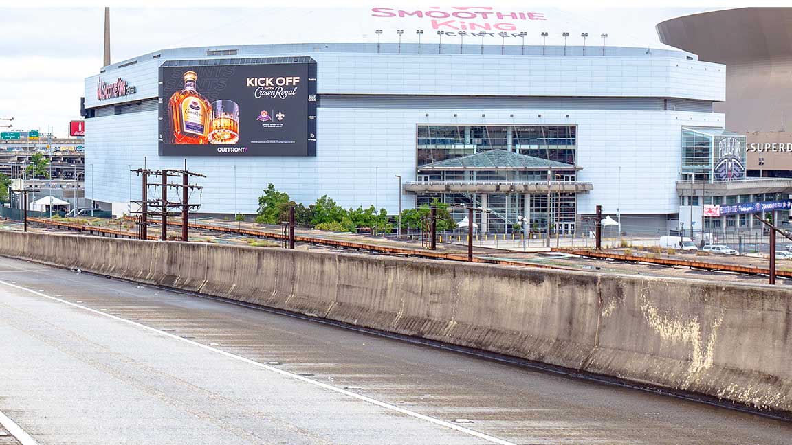 Digital billboard in New Orleans on Smoothie King Arena
