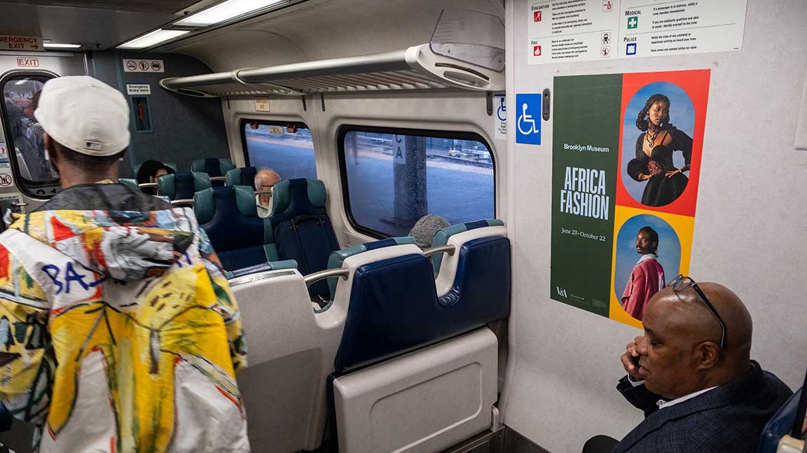 Rail interior card