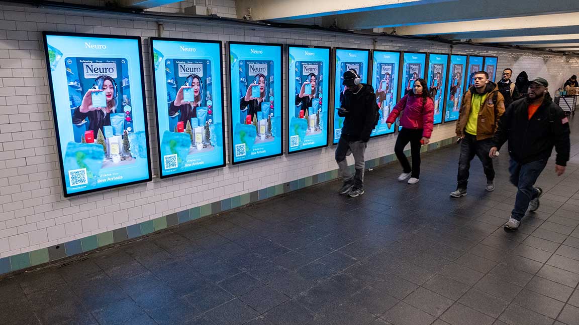 Neuro Gum DOOH ad on Livescape at New York City Subway