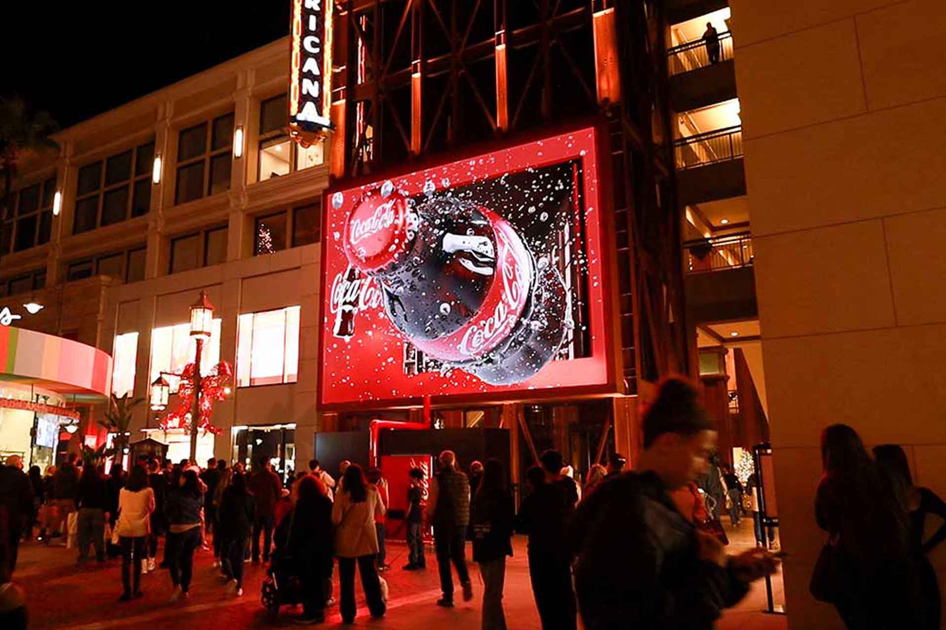 This Coca-Cola Brand Activation Brought “Real Magic” to Holiday Shoppers