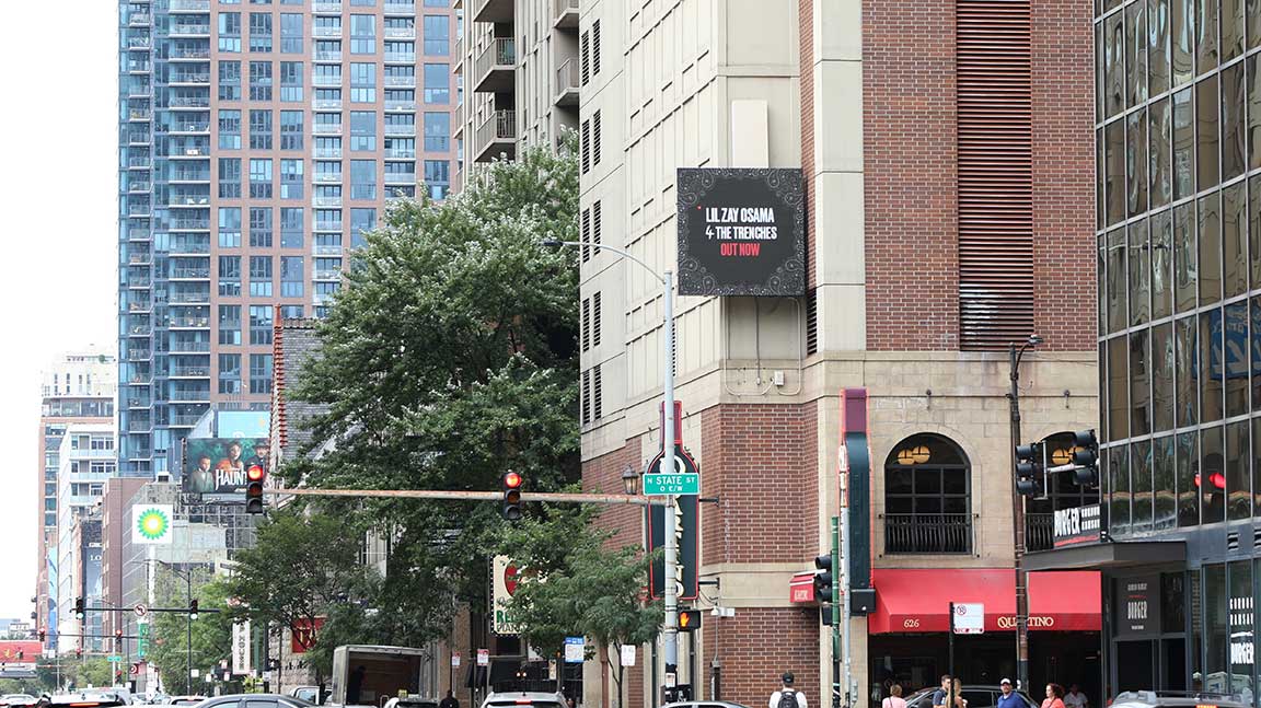 Warner Music digital poster in Chicago