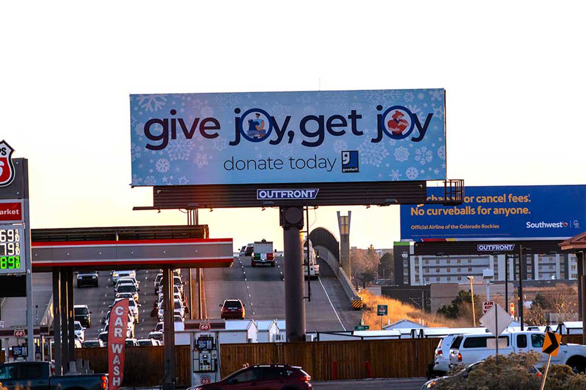 The Twelve Trends of Christmas: How to Impact 2024 Holiday Shopping with OOH, Part 2