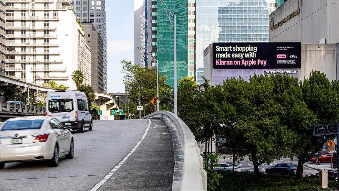 Klarna digital wallscape in Miami