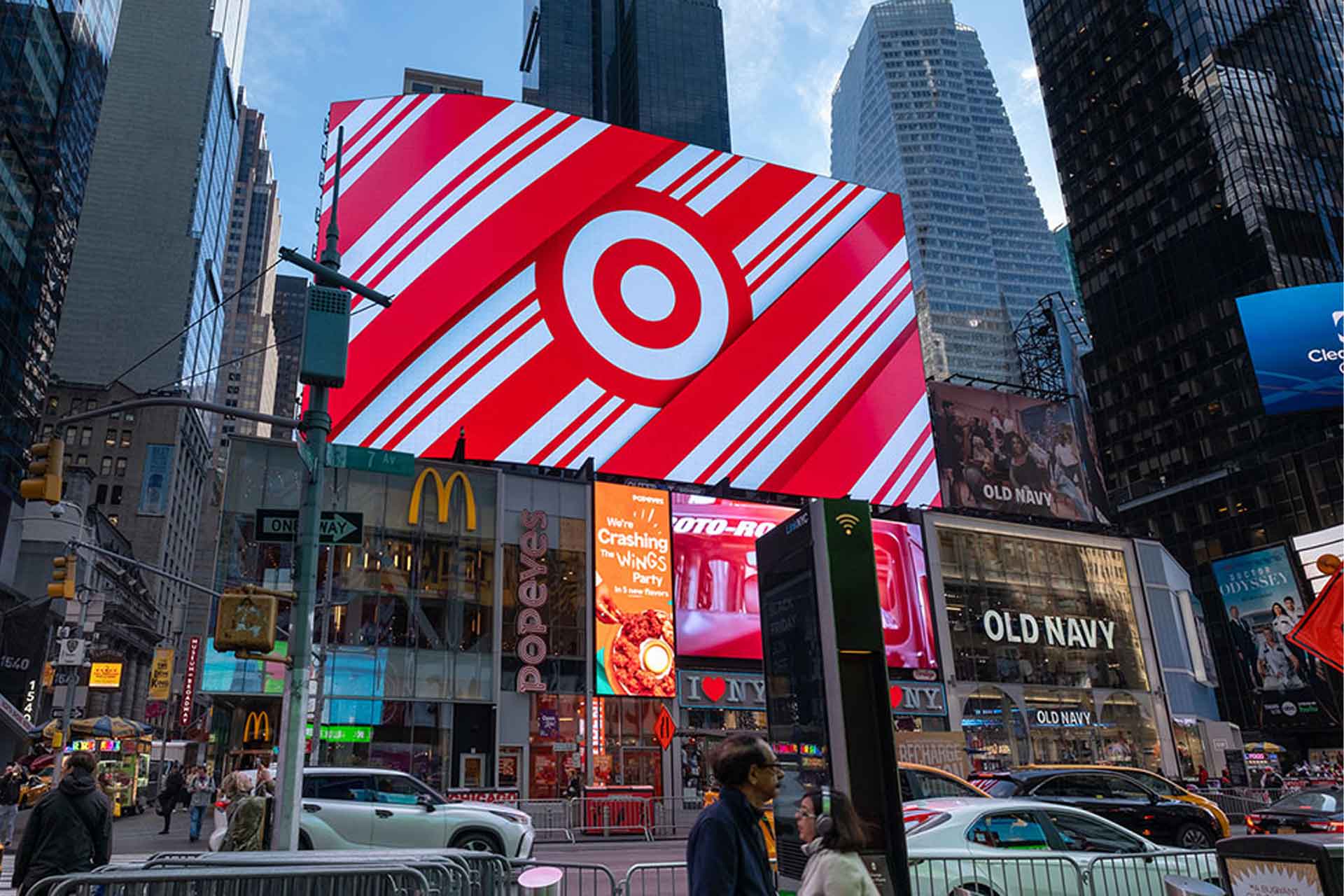 What Are the Top Out of Home Advertising Trends of 2025?