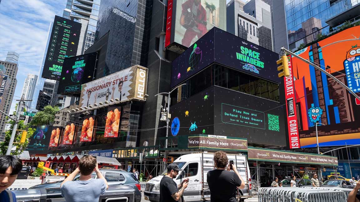digital out of home advertising in new york city for space invaders