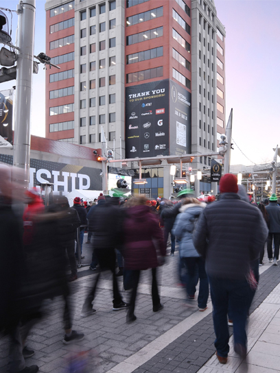 out of home billboard and poster advertising in indianapolis