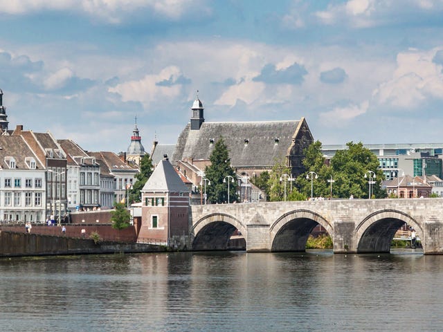 Maastricht_iStock-858172252.jpg