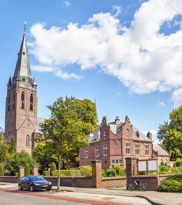 Eindhoven_iStock-508786473.jpg