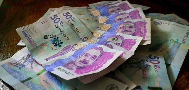 Mexican peso moneyspread