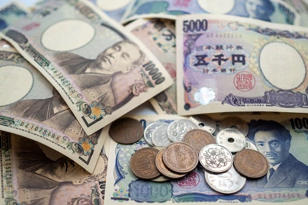 USD/JPY Pullback Halted as Traders Eye Yearly Highs