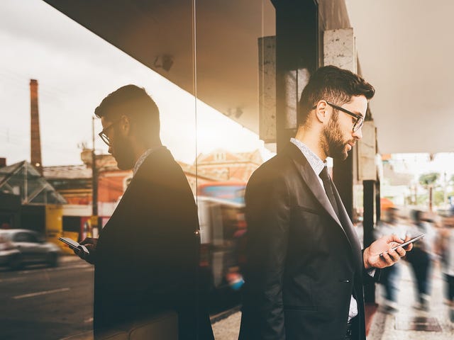 Man making a call after his Arabic class for beginners with Berlitz Algeria
