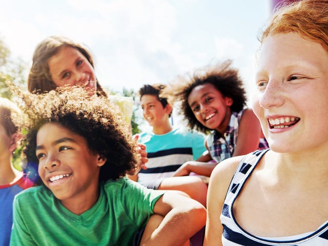 Group of children talking to each other in English and enjoying their summer camp with Berlitz Algeria