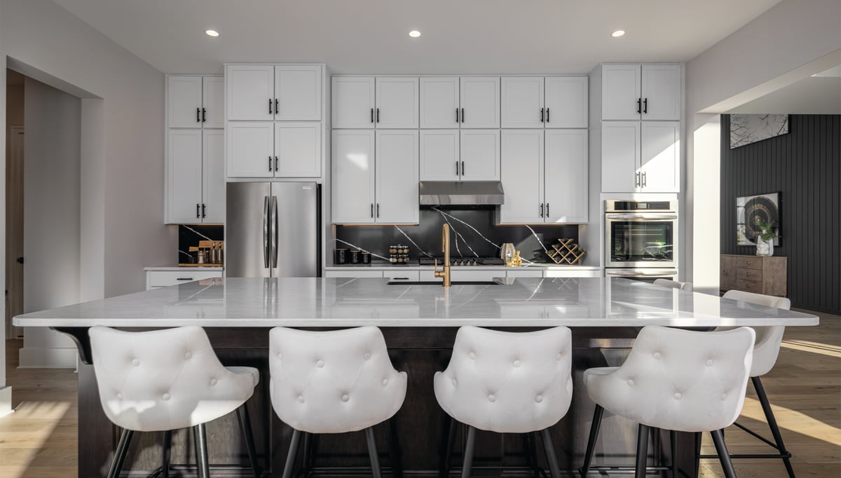 6_BowlingGreen_Windsor_Kitchen.jpg