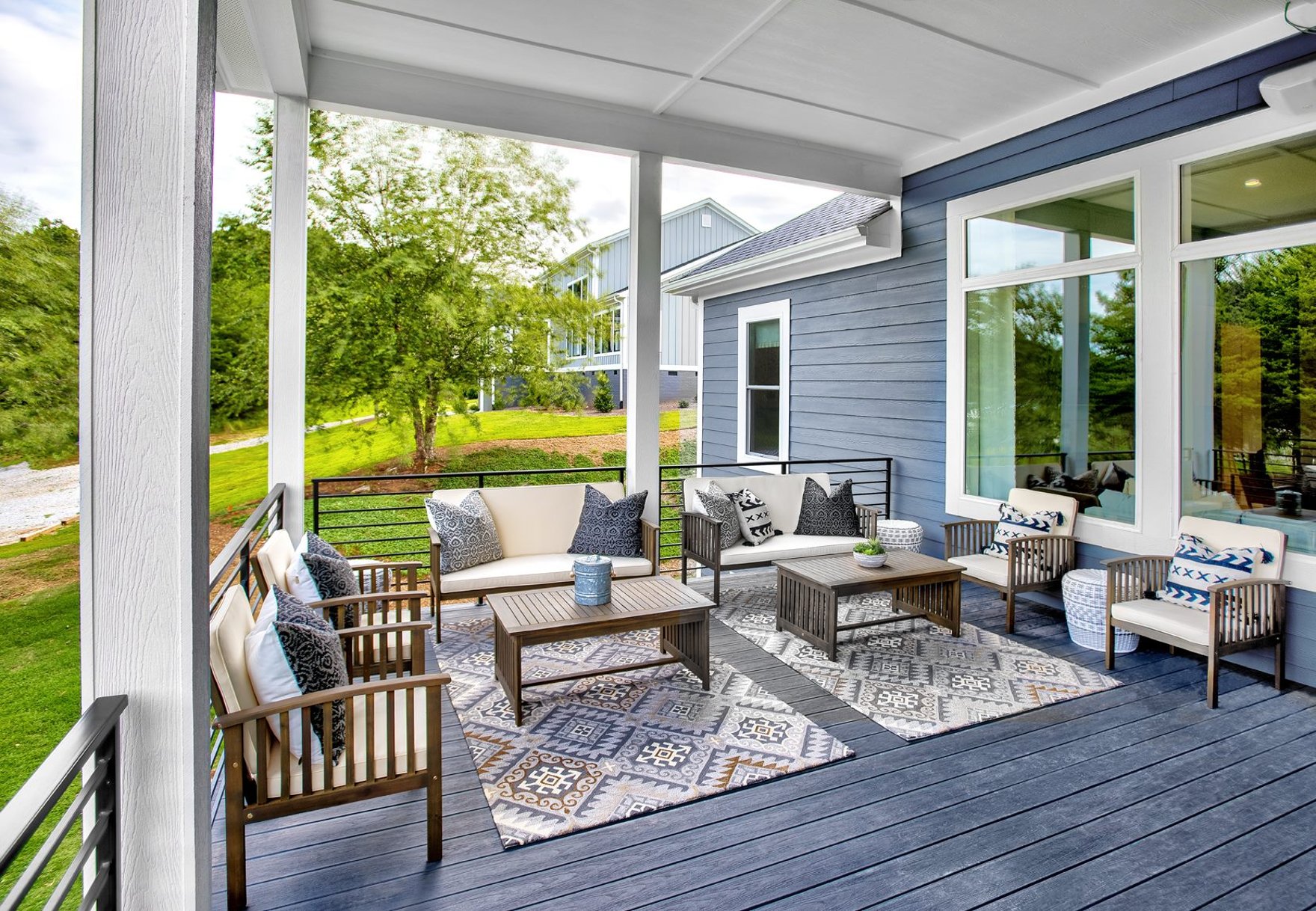 porch_2__charleston-ii_greenville.jpg
