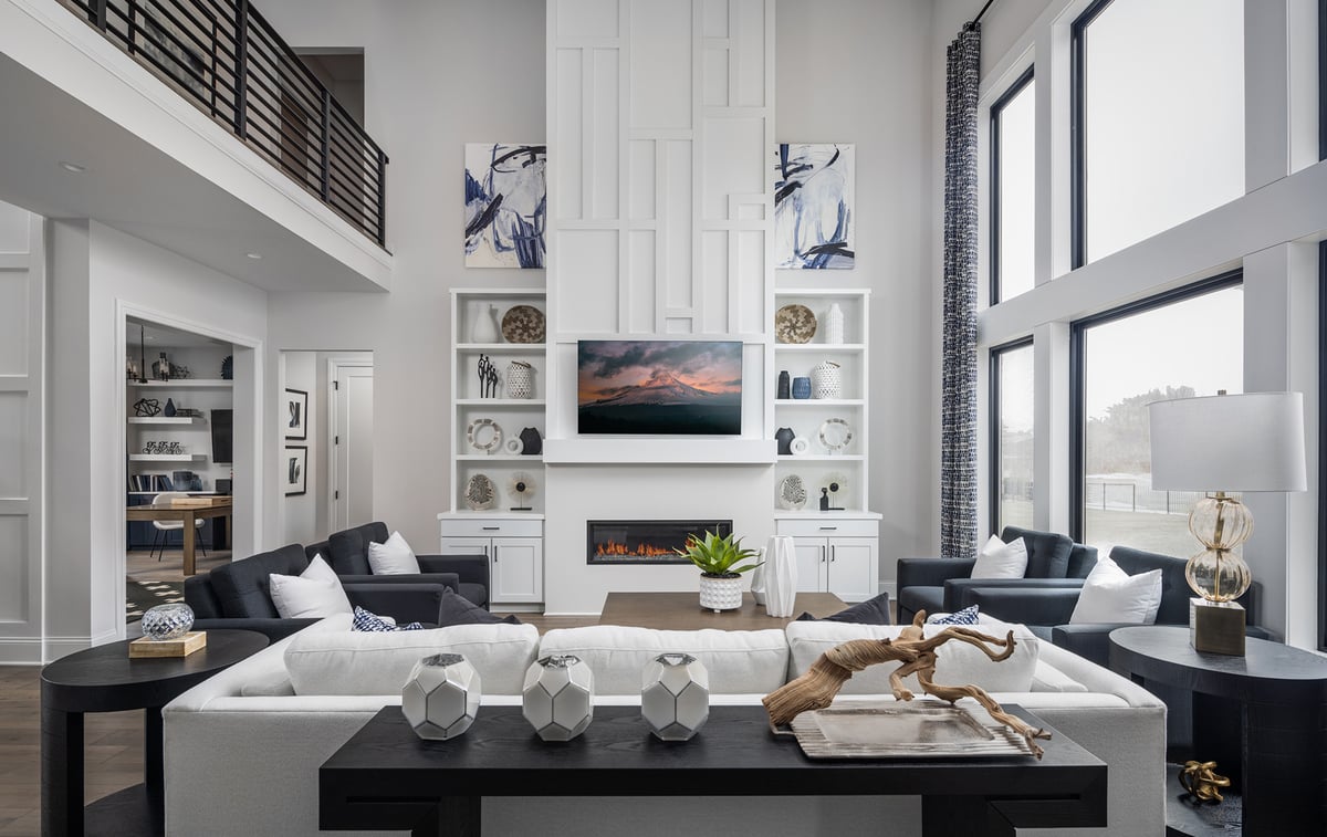 2_Akron_Windsor-Modern-Farmhouse.jpg