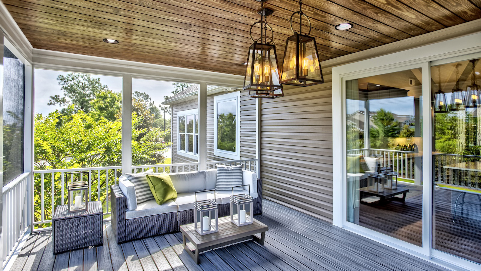 Outdoor-Living-Space_Beverly-II_Columbia (1).jpg