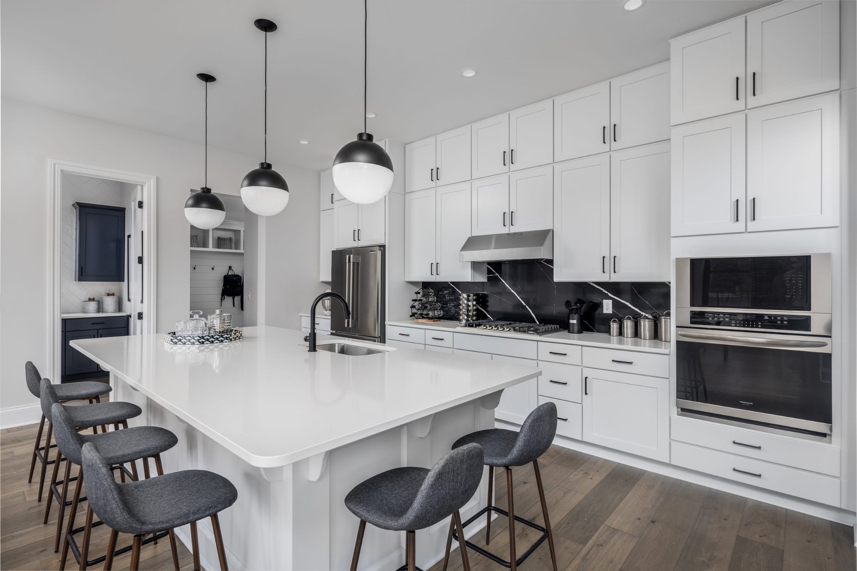 kitchen-windsor-akron-lr.jpg