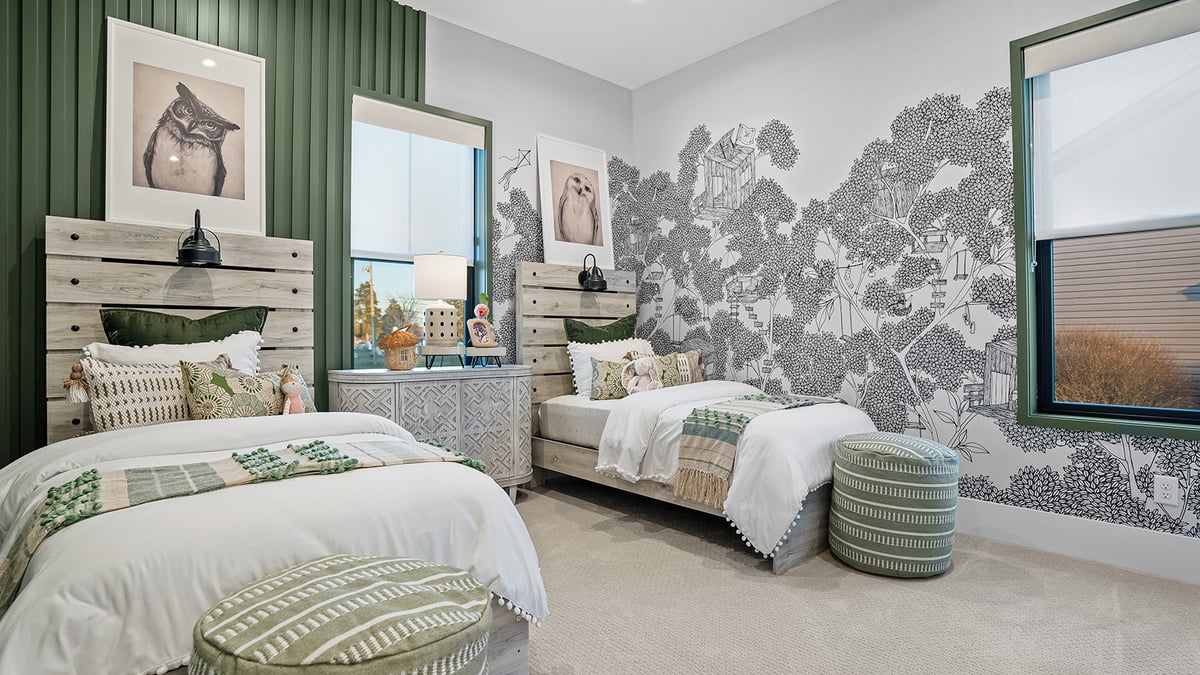 Guest-Bedroom-1-Ravenna-Charleston-II.jpg