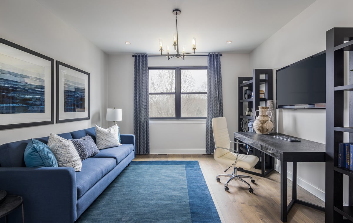 9_Akron_Windsor-Modern-Farmhouse.jpg