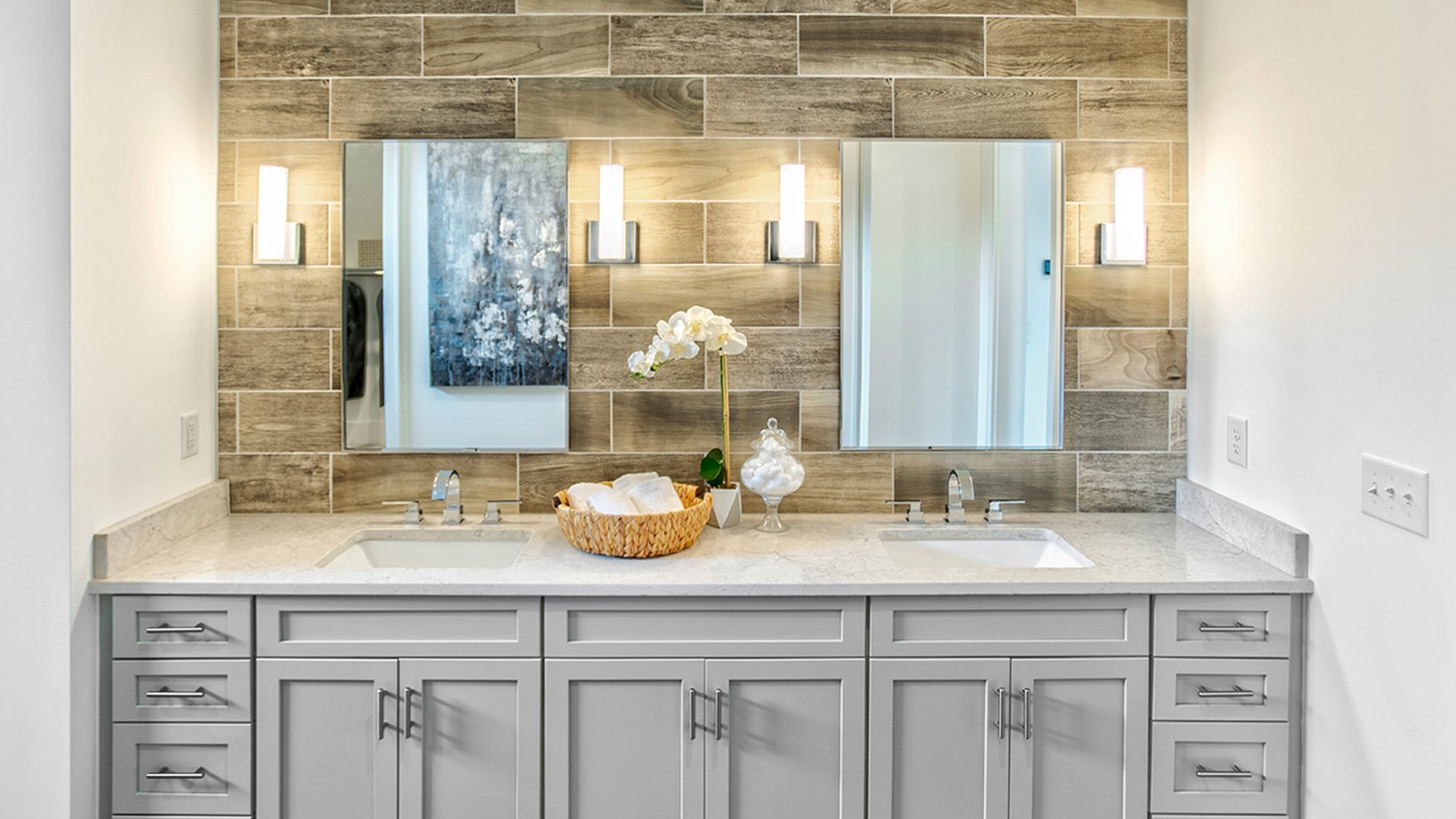 greenville_charleston-ii_owners-bathroom-2 (1).jpg