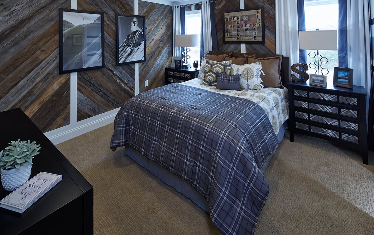 9_Ravenna_Olivia-Craftsman.jpg