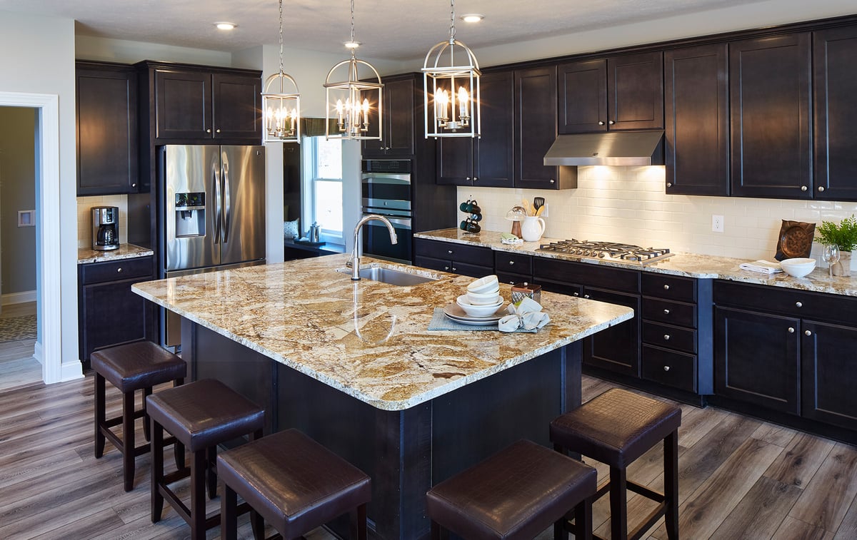 3_Ravenna_Olivia-Craftsman.jpg