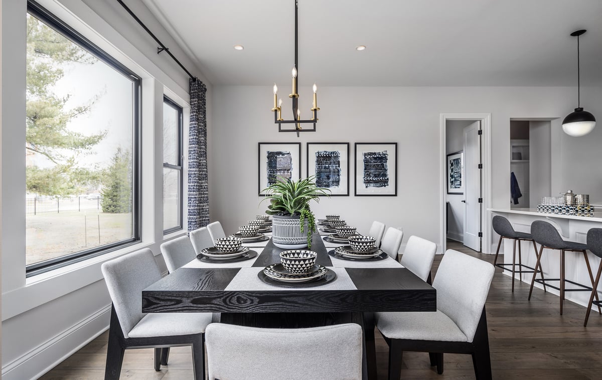 8_Akron_Windsor-Modern-Farmhouse.jpg