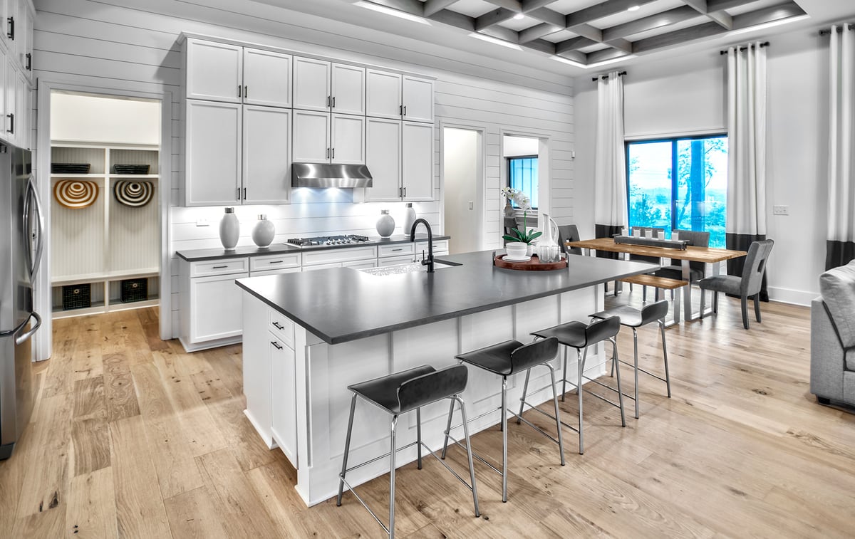 3_Louisville_Charleston-Modern-Farmhouse.jpg