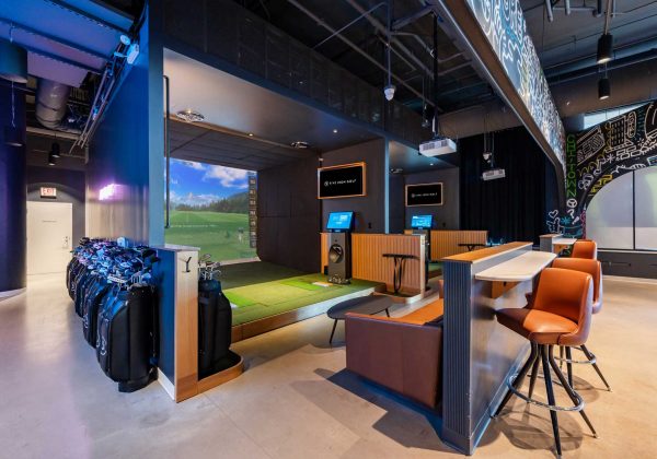 Five Iron Golf Chicago Bucktown