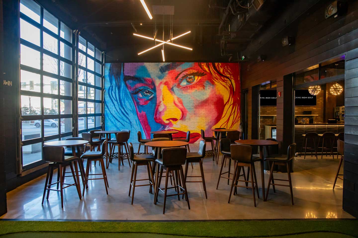 Indoor Golf Simulators in Nashville, Virtual Driving Range & Entertainment Venue