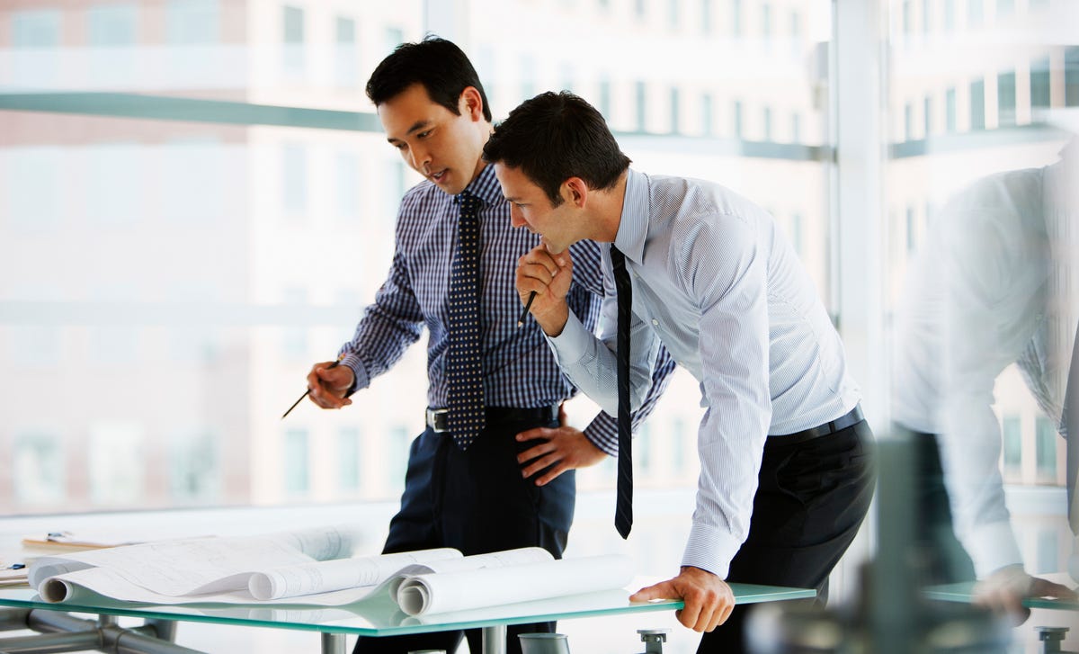 Hombre en liderazgo empresarial