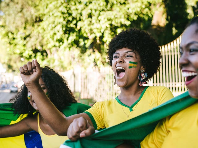 Mujeres en clases de portugués online