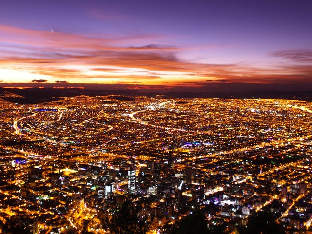 Centro_de_idiomas_en_Santa_Bárbara_Bogota.jpg