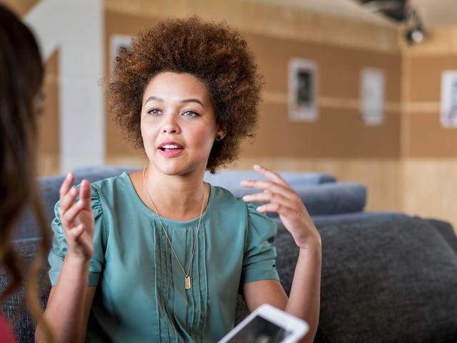 Mujer en clases particulares de inglés y otros idiomas