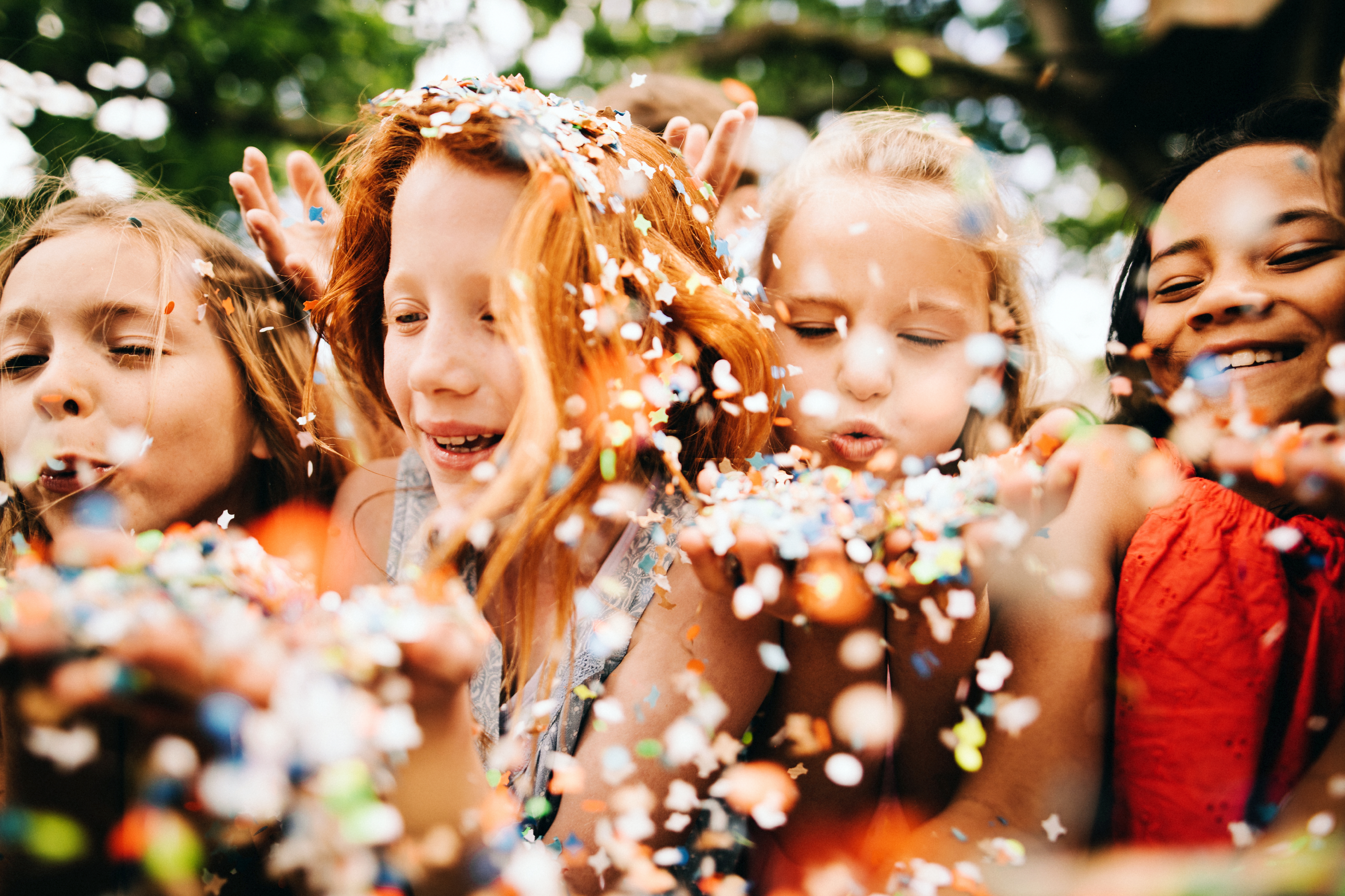 Niños divirtiéndose