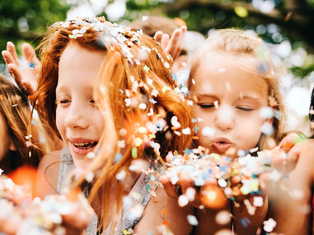 Niños divirtiéndose