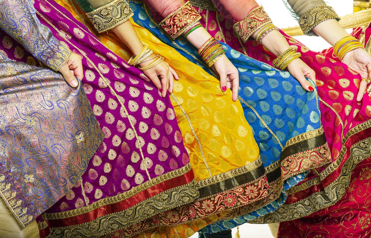 Mujeres con faldas hindi