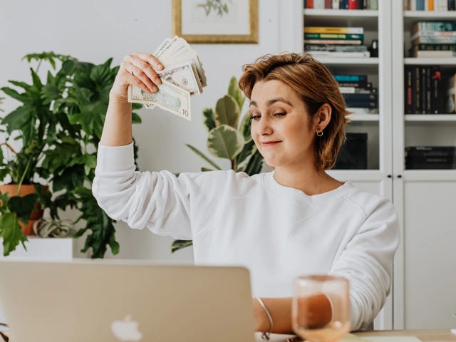 Construye equipos productivos con el salario emocional