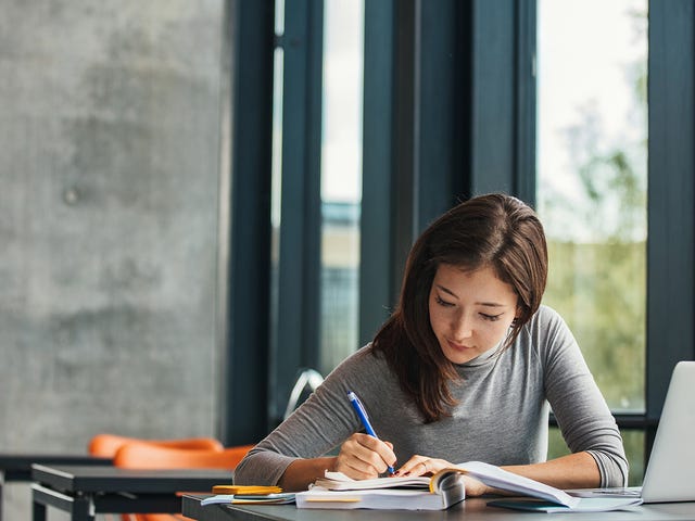 Berlitz online adultos, auto estudio y clases en línea