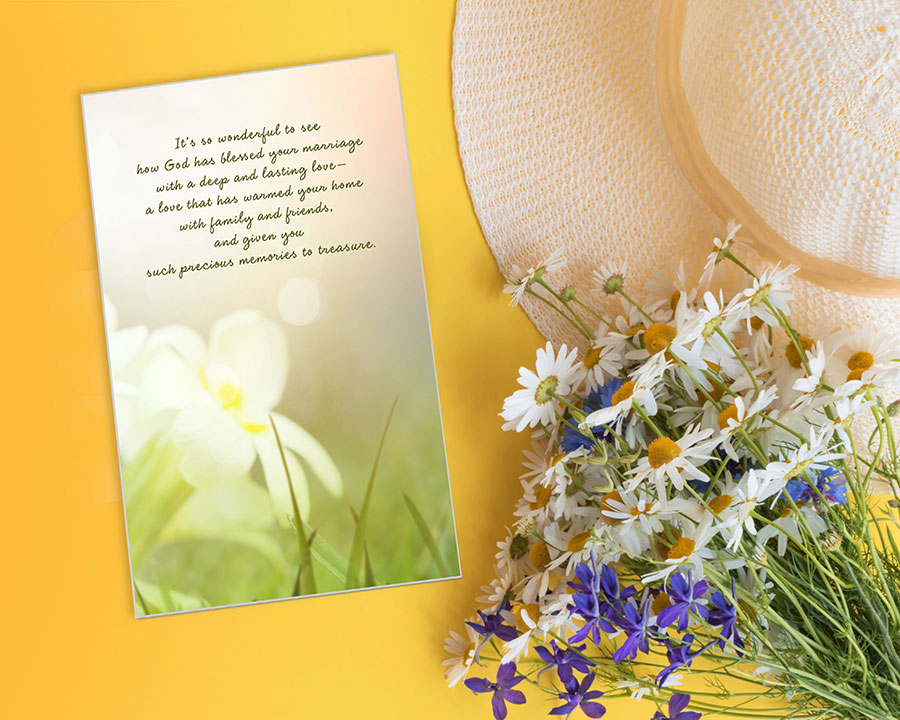 What to Write in an Anniversary Card