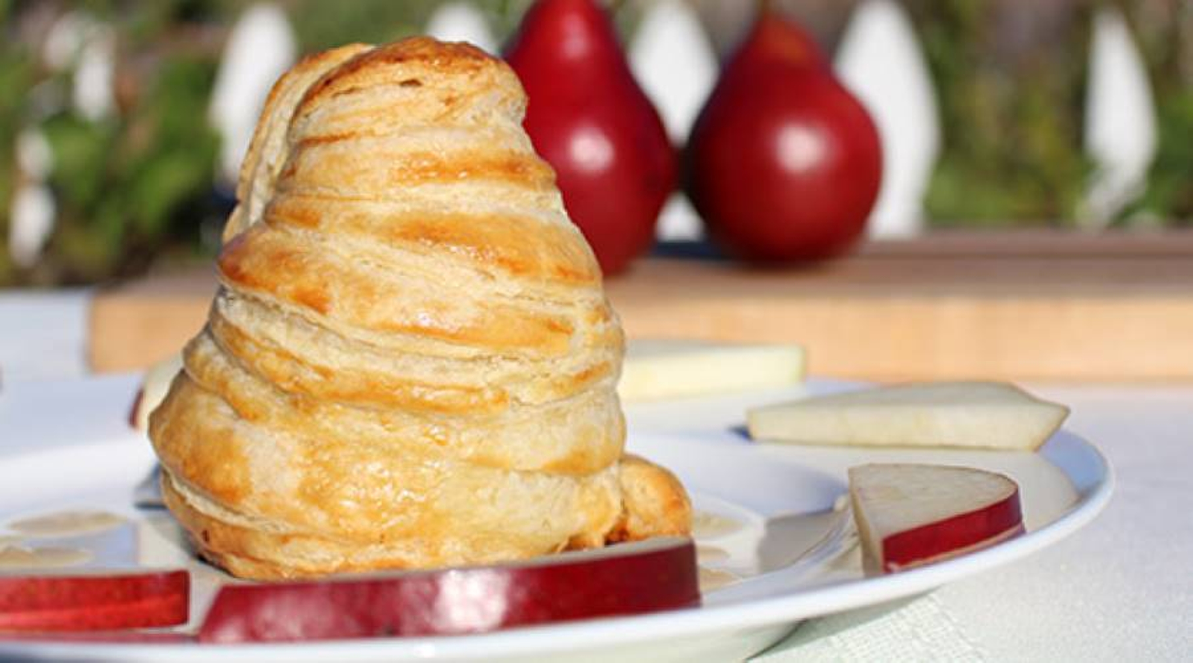 Baked Pear Recipe with Puff Pastry