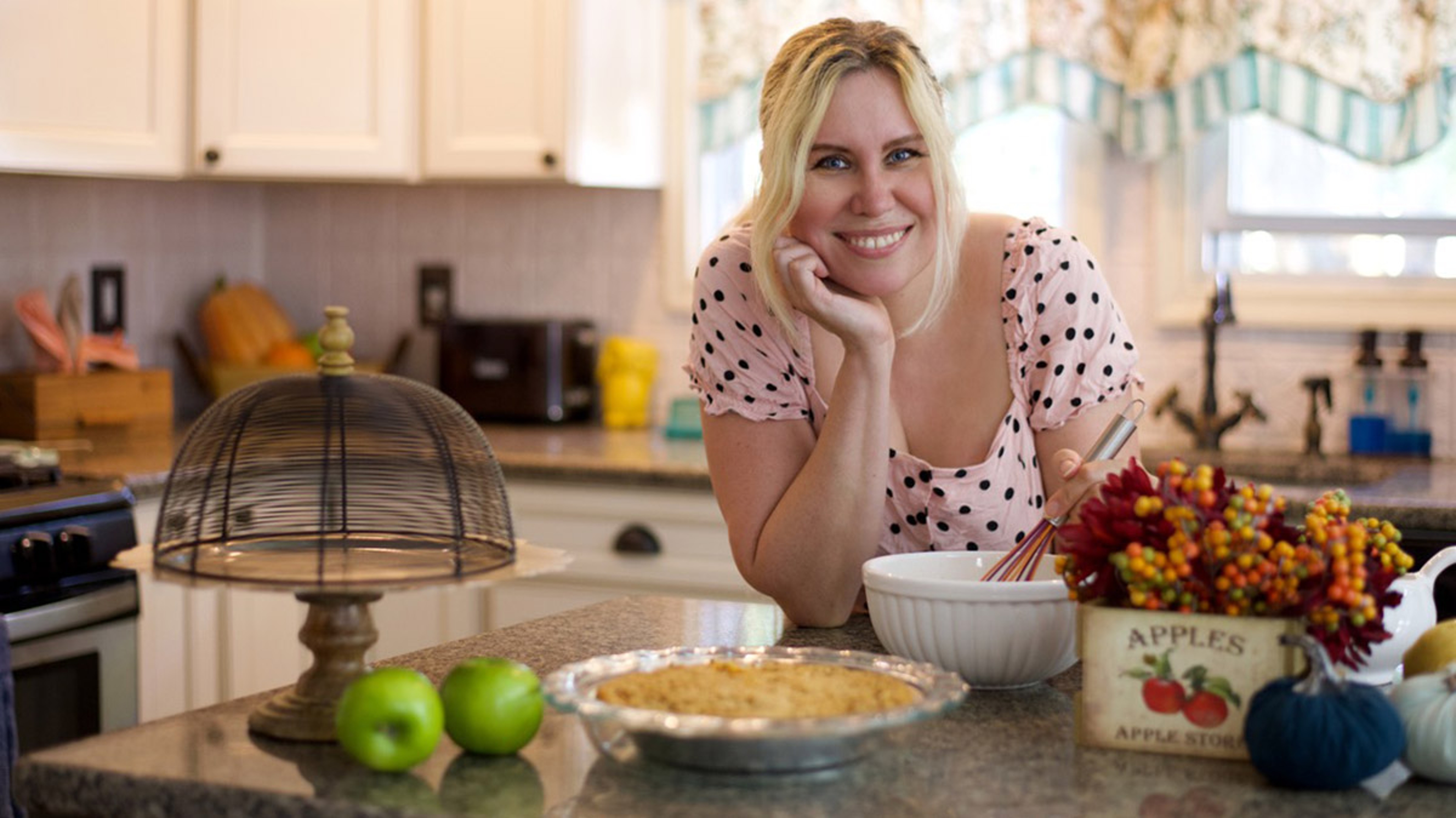 Article Cards Featured Image Jackie Rupp in the kitchen baking a pie