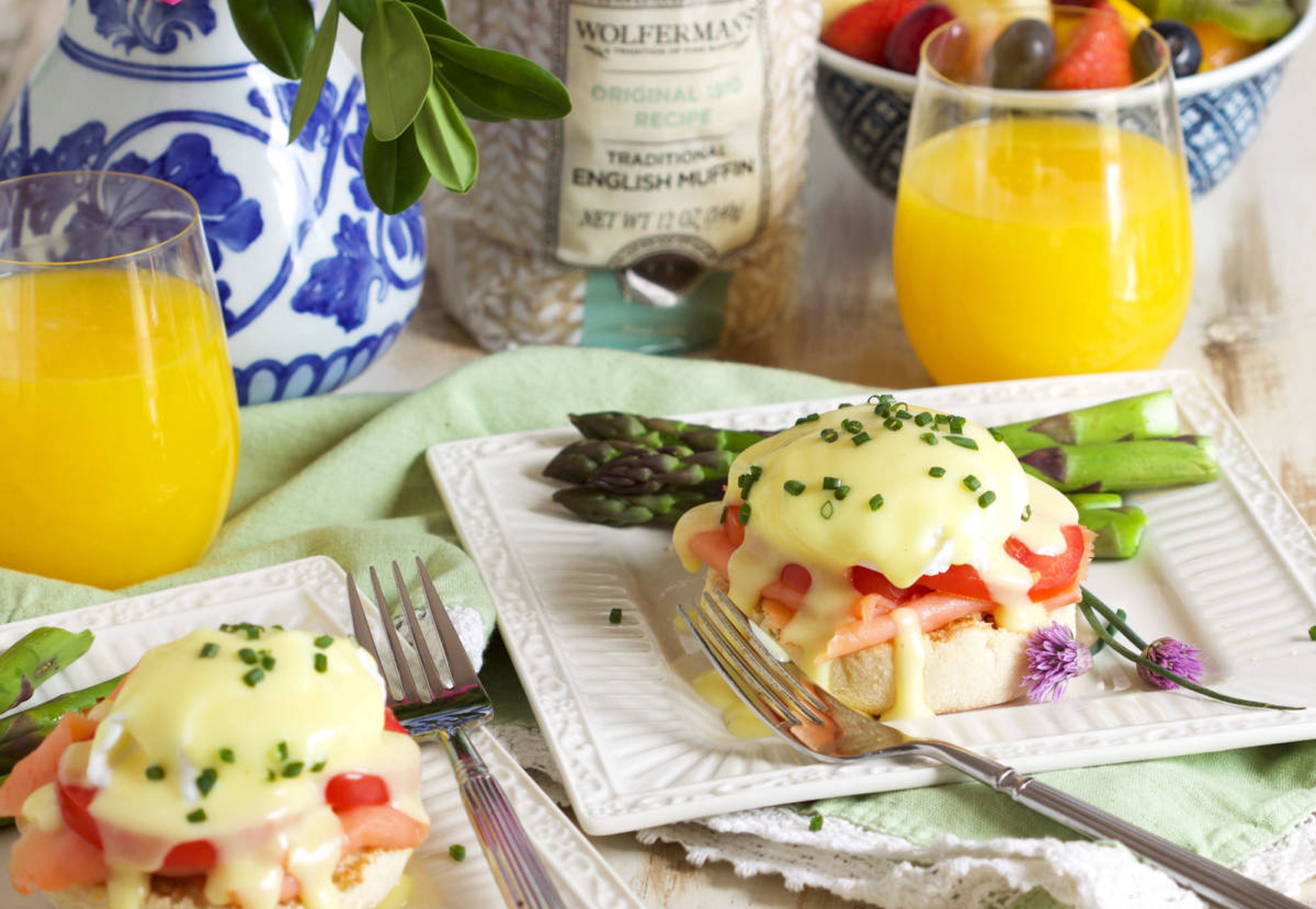 Article Cards Featured Image Smoked Salmon Eggs Benedict Recipe