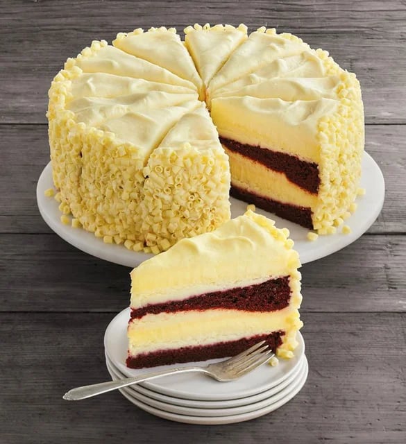 birthday gift ideas cheesecake factory red velvet cake