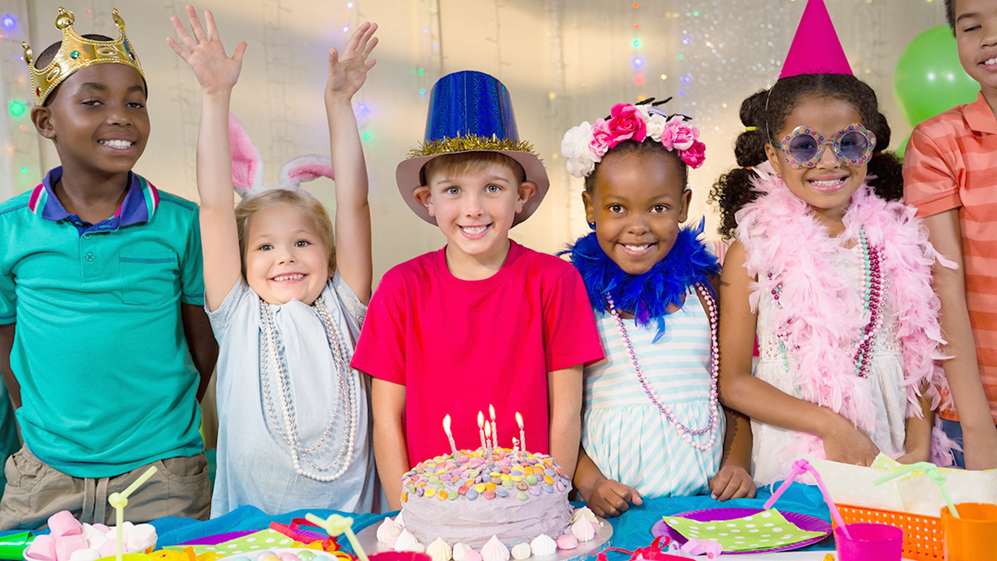 Article Cards Featured Image kids at a birthday party