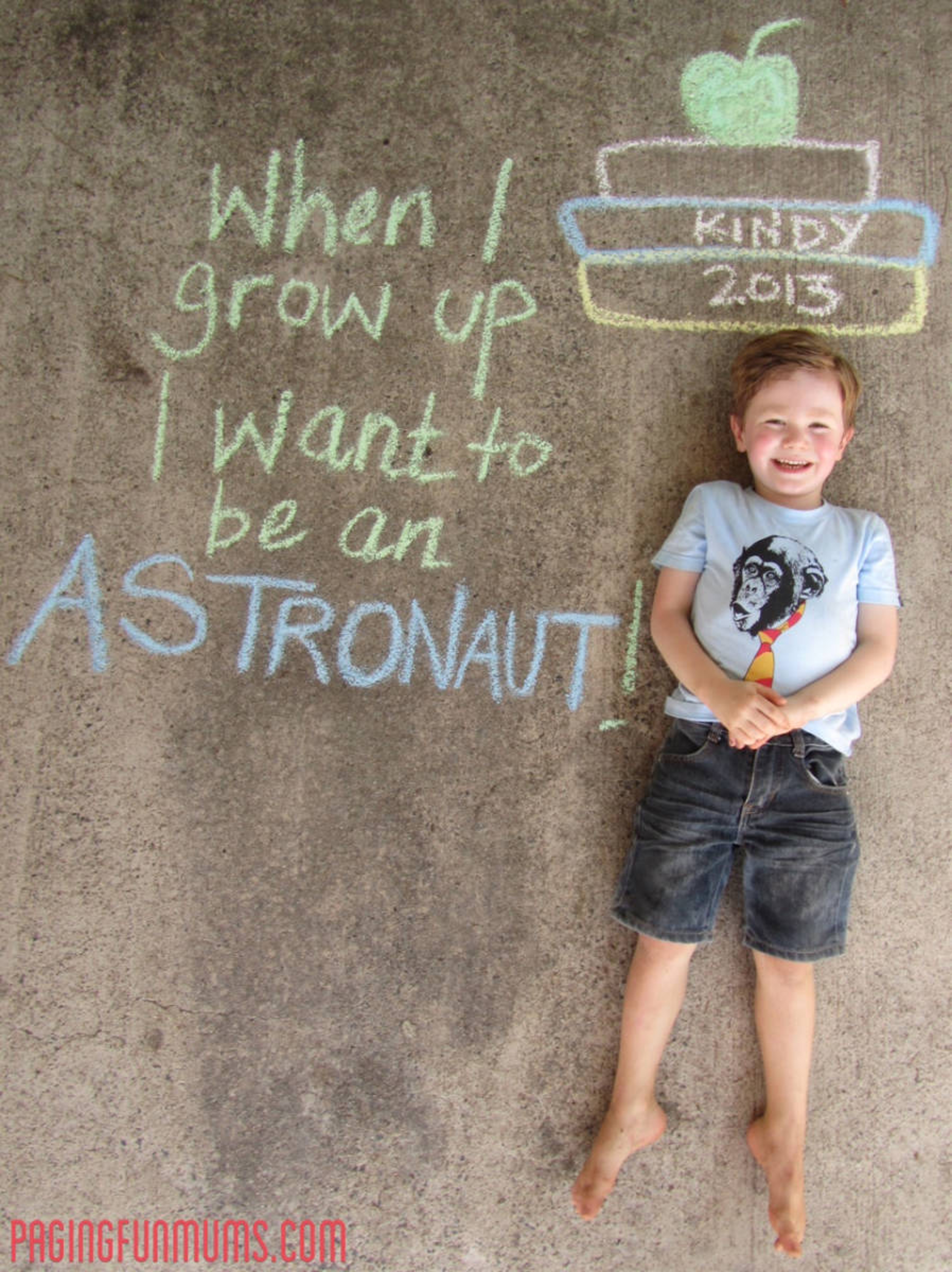 first day of school traditions photo shoot chalk