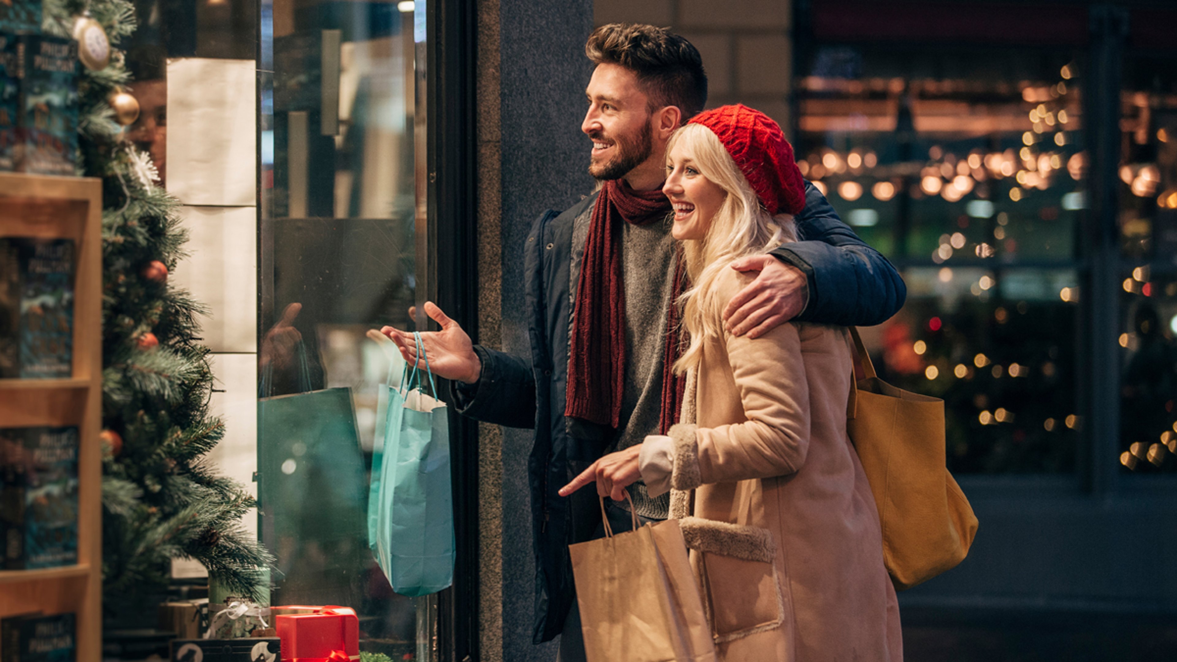 Article Cards Featured Image HD Holiday Shopping Tips hero