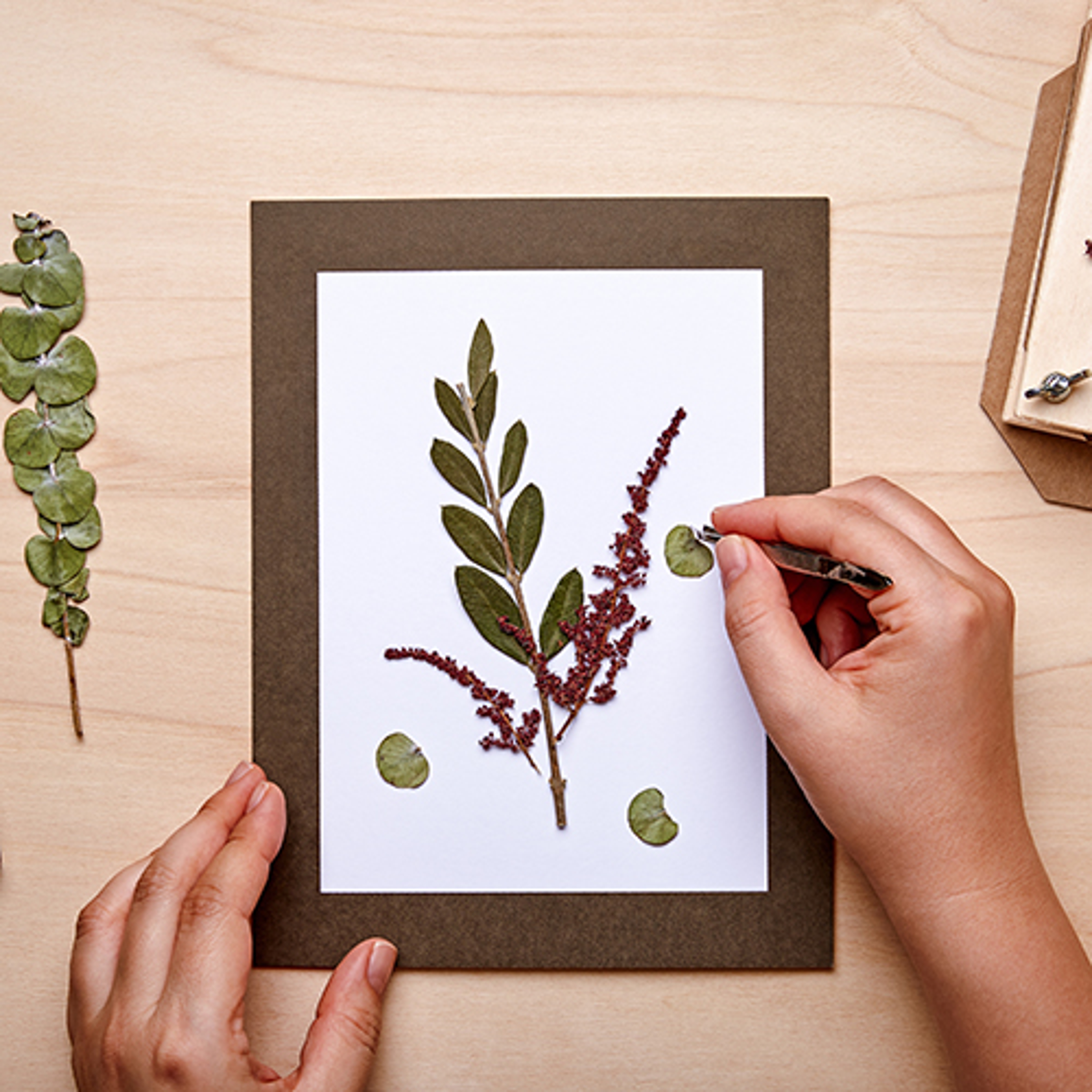 mothers day diy gifts pressed flowers