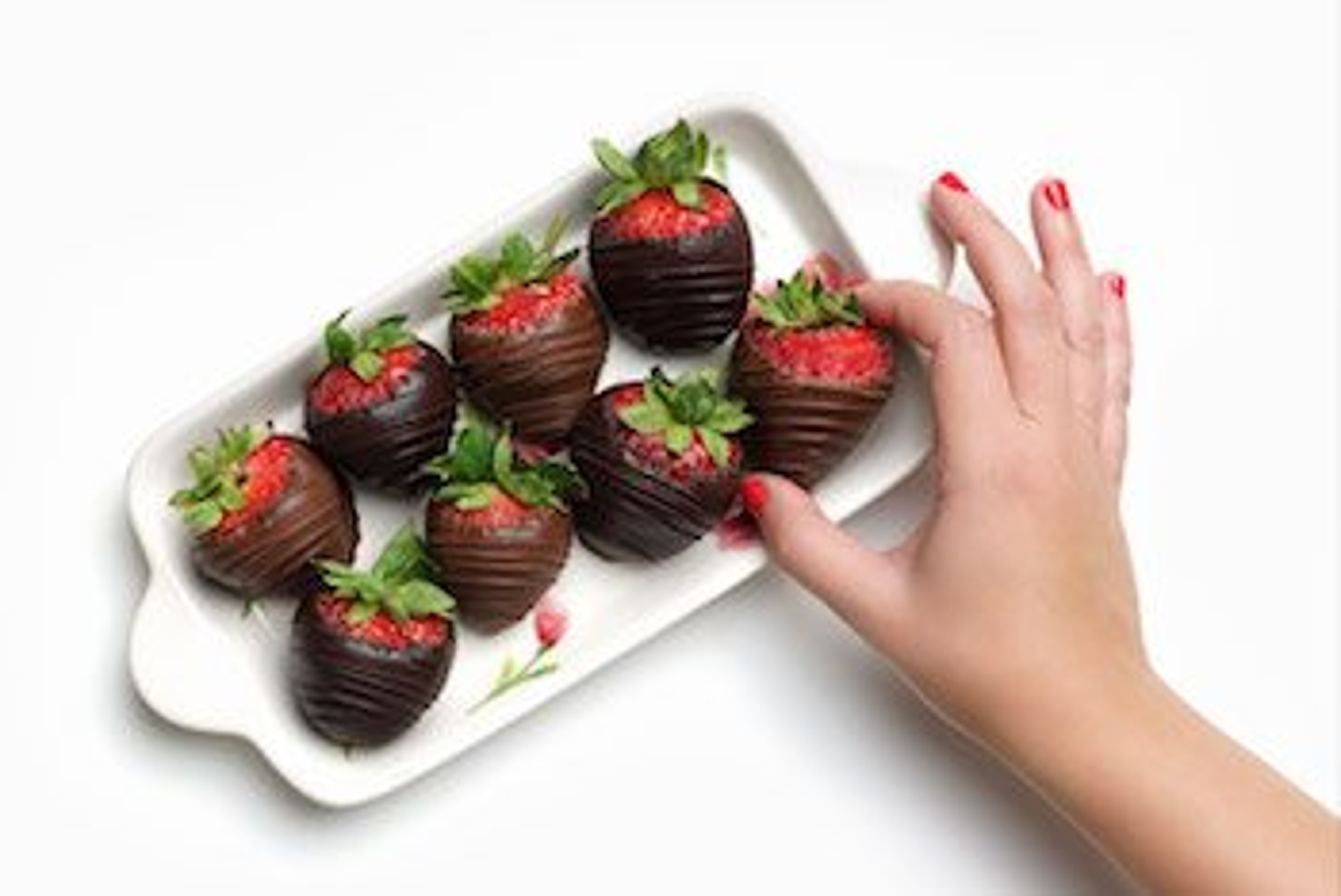 Article Cards Featured Image how long do chocolate strawberries last feature